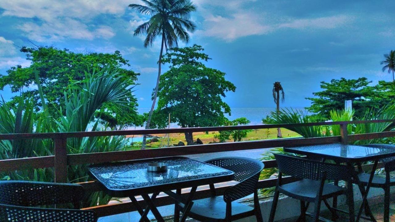 Namaste Hotel & Restaurant 利伯维尔 外观 照片